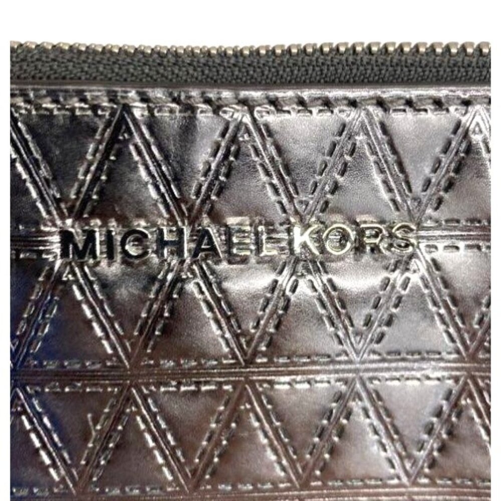 Michael Kors Jet Set Dome Metallic Silver Crossbody Bag With Chain Strap - Picture 2 of 6